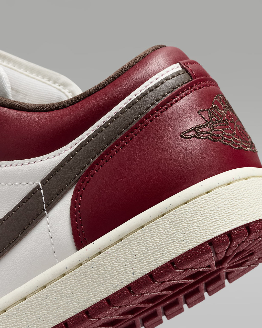 Air Jordan 1 Low SE 'Sail Baroque Brown Team Red' IX5004-121