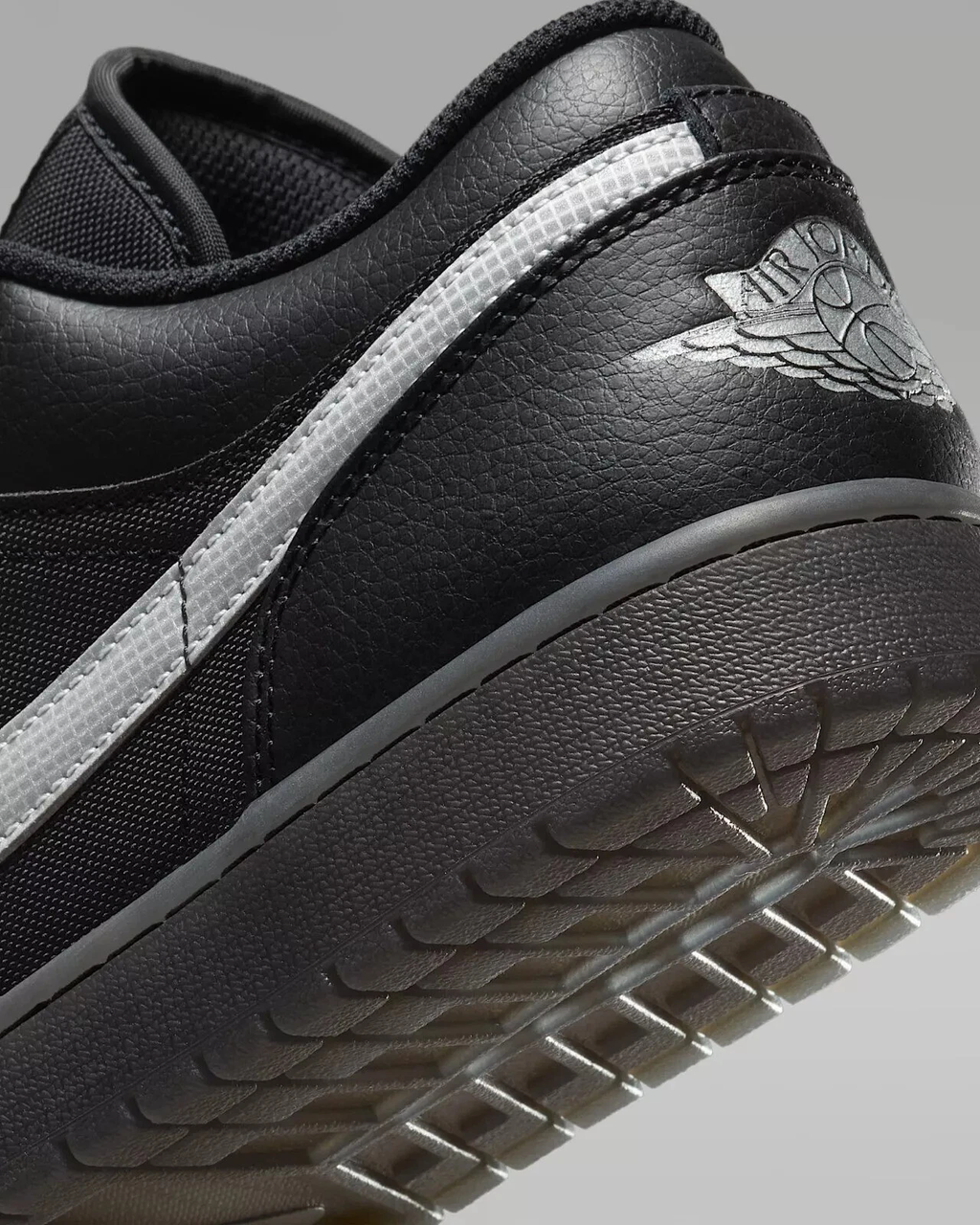 Air Jordan 1 Low 'Black White Dark Smoke Grey' HV5968-001